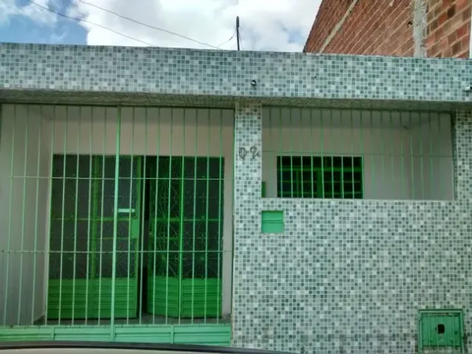 CASA A VENDA 2 QUARTOS