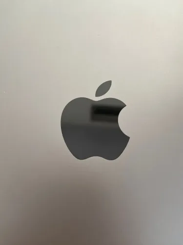 MacBook Air M1 - Nota Fiscal e Caixa - Praticamente Novo