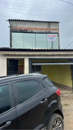 Vende se casa sobrado aceita carro como parte de pagamento 