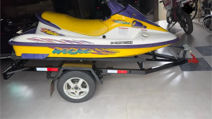 Jet ski wet jet yamaha