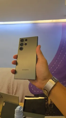 Samsung S23 ultra 256/12gb (Troco em PC ou Notebook com placa de vídeo)