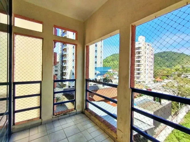 Apartamento Duplex à Venda no Tombo no Guarujá | Omega Imóveis