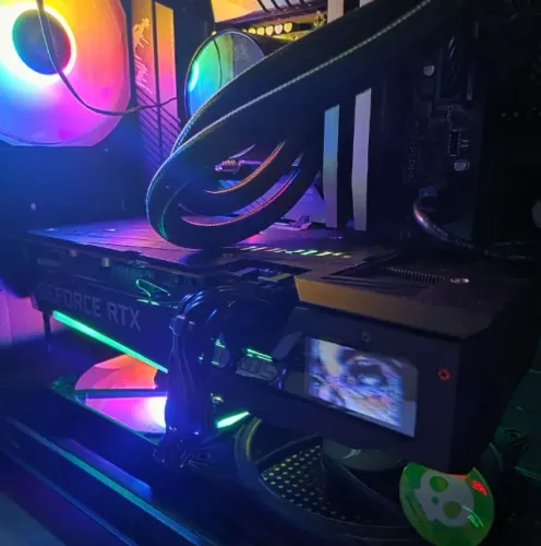 3060 ti aorus elite LCD troco por superior + volta minha