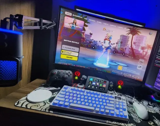 Setup Gamer Completo à Venda - Ryzen 5 5500 + RX 5700 XT + Monitor Odyssey G5 + Periférico