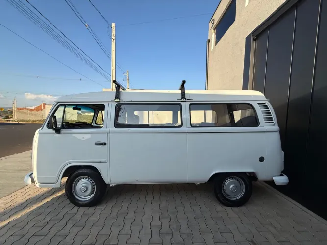 Volkswagen Kombi Standard 1.4 MI Total Flex 8V 2013