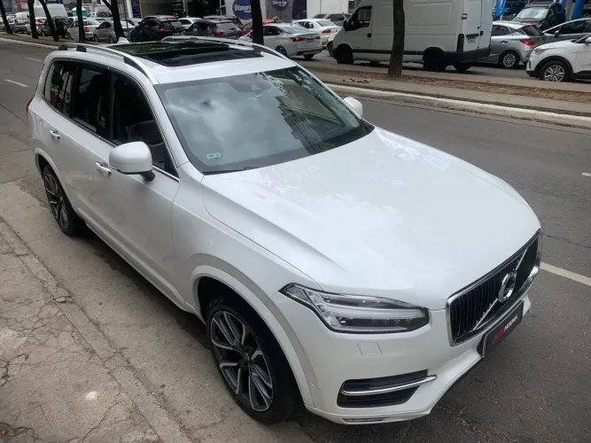 Volvo XC 90 T-6 Momentum 2.0 320cv 5P 2018