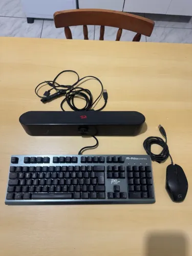 Kit Teclado e Mouse + Caixa de Som