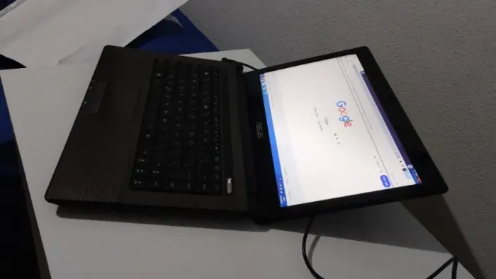 Notebook Asus K43U (velhinho)