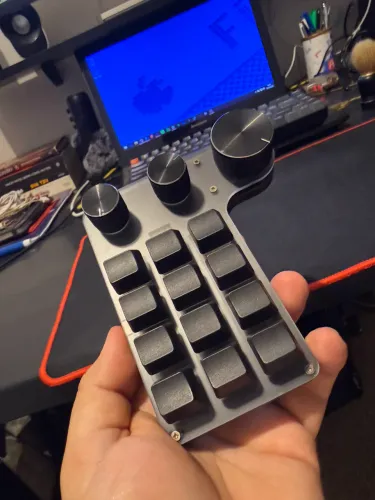 Mini Teclado com 3 wheels