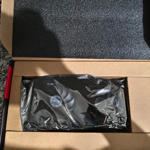 AMD RADEON RX 7600 8GB