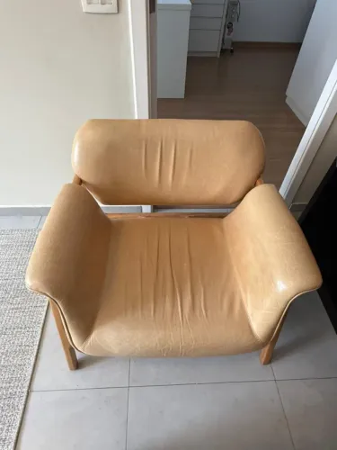 Poltrona Líder em Couro R$ 3.500,00 (nova em loja R$ 7.900,00)