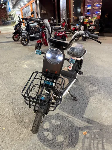 Scooter Elétrica Happy preta