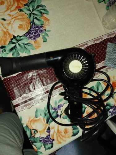 Secador de cabelo Tany funcionando
