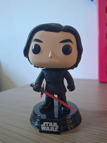 Funko Pop Kylo Ren número 194