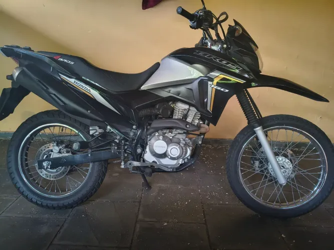 Vendo Honda Bros 160 cc