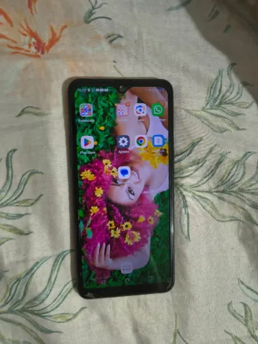 Celular LG k50s usado 