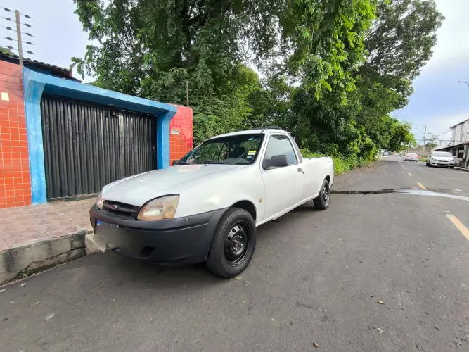 Ford Courier 1.6 L/ 1.6 Flex 2006