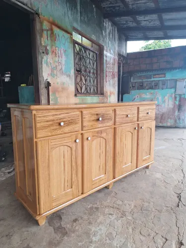 buffet estilo balcão em madeira maciça de lei