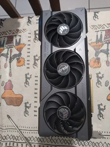 Placa de vídeo rtx 4070 ti super