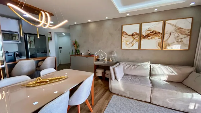 Apartamento à venda no bairro Abraão, pertinho de Coqueiros Florianópolis Porteira fechad