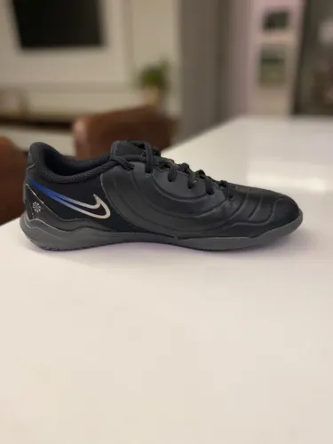Tenis Futsal