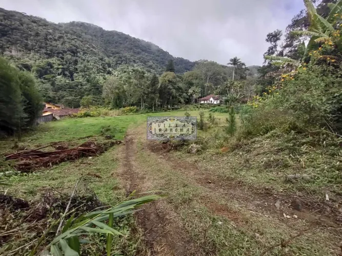 EXCELENTES LOTES PLANOS NA GRANJA GUARANY, Á 5 MINUTOS DA FEIRINHA DO ALTO