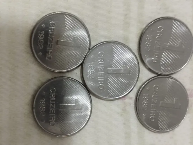 Vendo lote de moedas