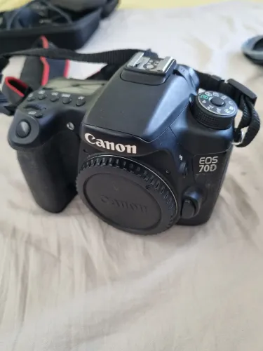 Câmera Canon EOS 70D