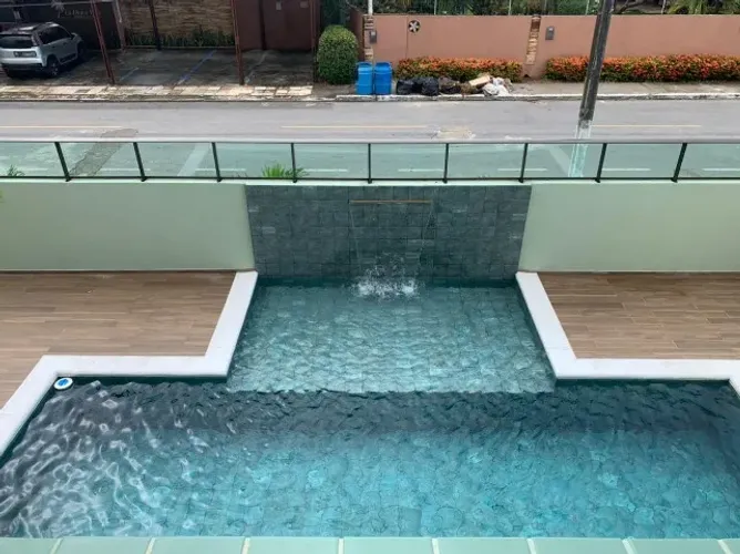 APARTAMENTO MOBILIADO ALTO PADRÃO - A 80 METROS DA PRAIA