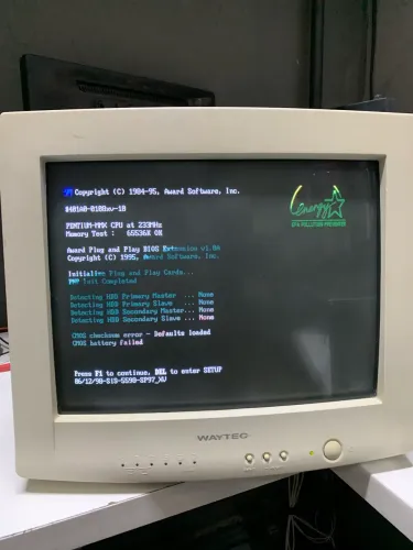 MONITOR CRT VINTAGE RETRÔ BRANCO