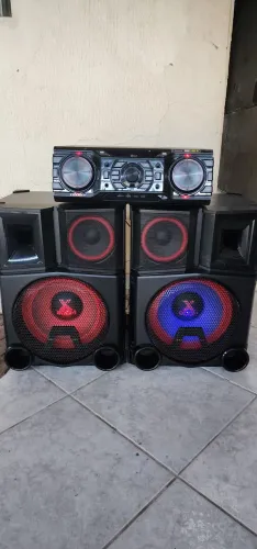 Som mini system da LG CM9750, som de 2600W de potente, muito potente