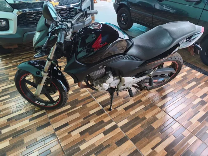 Honda CB 300r/ 300r Flex 2011