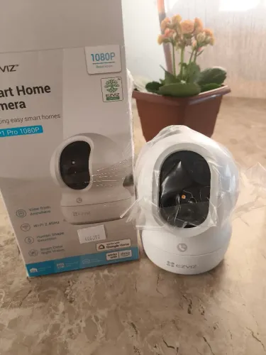 CÂMERA INTELIGENTE ROBO EZVIZ CP1 PRO