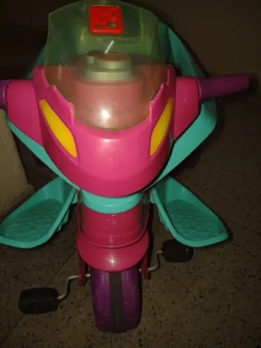 Carrinho infantil que vira velotrol depois!