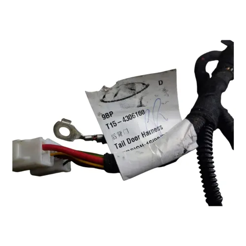 Chicote Tampa Porta Malas Chery Tiggo7 1.5 Turbo 2022/2023