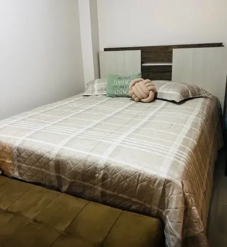 Cama box Queen + colchão Queen Ortobon +cabeceira 