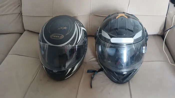 Vendo 2 capacetes