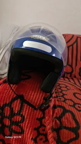 Vendo Capacete todo bom original