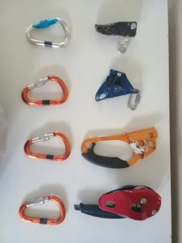Equipamentos RAPEL E ALTURA