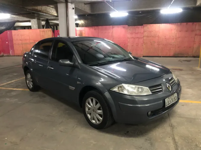 Renault Megane Sedan Dynamique Hi-flex 1.6 16V 2010