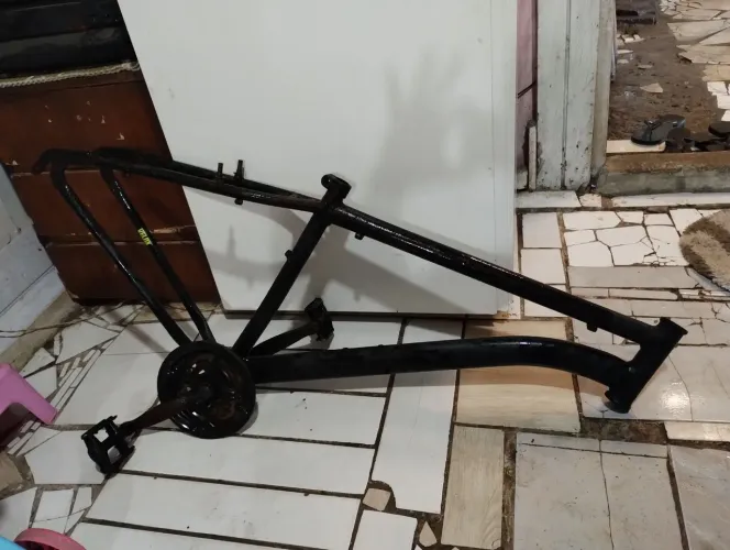 Quadro de bicicleta pé de vela movimento central 