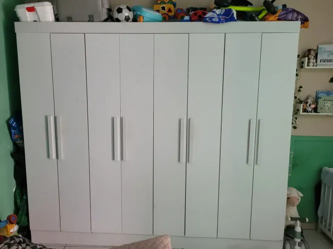 Guarda roupa 8 portas branco