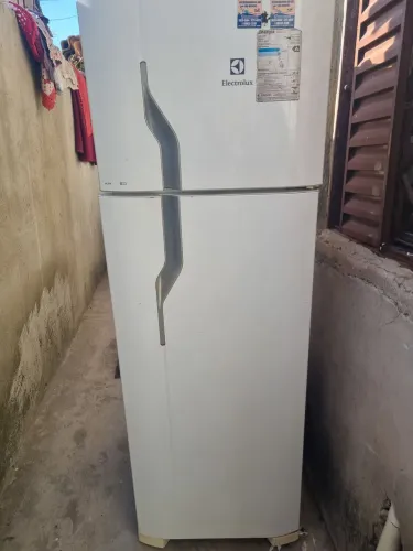 Vende-se geladeira 500