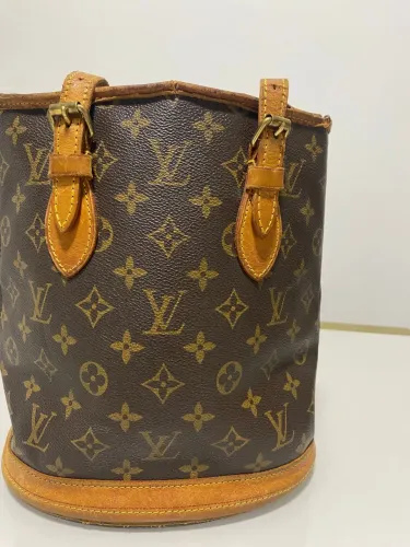 Bolsa Louis Vuitton petit bucket tote