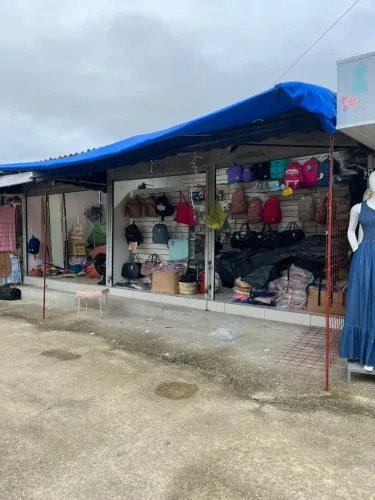 LOJA À VENDA OU PARA ALUGAR - EXCELENTE LOCALIZAÇÃO! FEIRA DA FUNDAC-CARUARU<br>