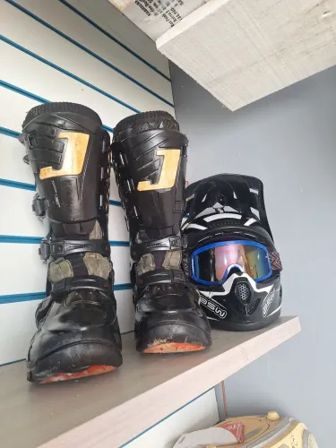 Bota 42+ cap 52