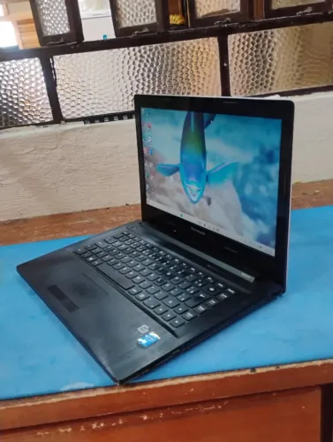 Notebook Lenovo com i7-5500u de 5° Gen, com 8gb e SSD (So Venda)