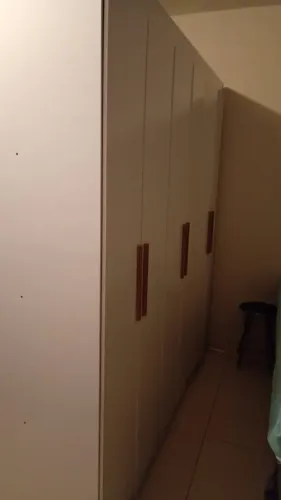 Guarda roupa e cama