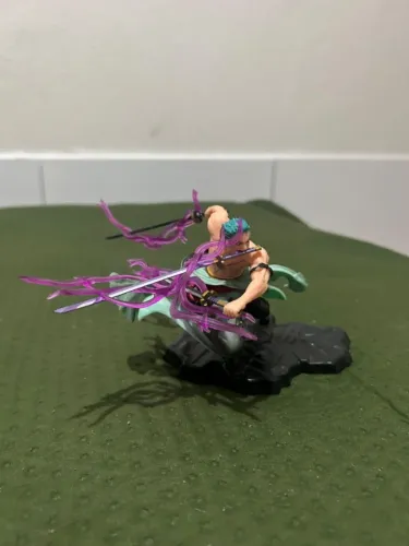 Action Figure Roronoa Zoro - One Piece (Wano Arc / Enma Haki)