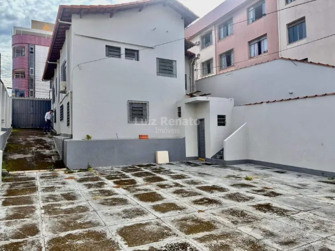Casa para aluguel 4 quartos 1 suíte 8 vagas - Calafate
